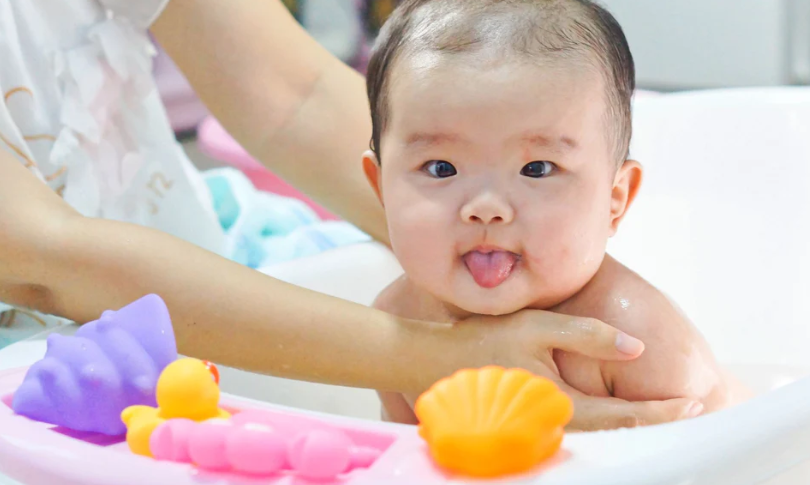 Cosa succede se un bambino mangia una bomba da bagno?