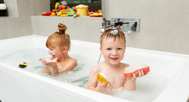 Cosa bisogna fare se un bambino ingerisce accidentalmente una bomba da bagno?