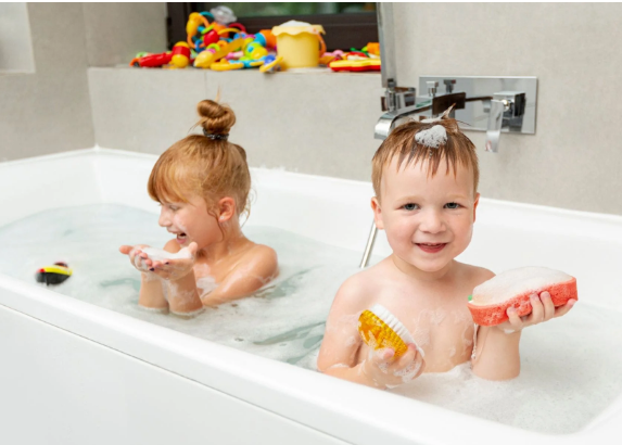 Le cose fondamentali da tenere a mente quando si usano le bombe da bagno per i bambini